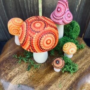 Set of 5 wooden mushrooms